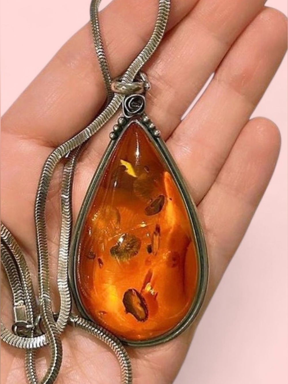 Gorgeous Baltic Amber & Sterling Silver Vtg Statement Pendant - Picture 7 of 7